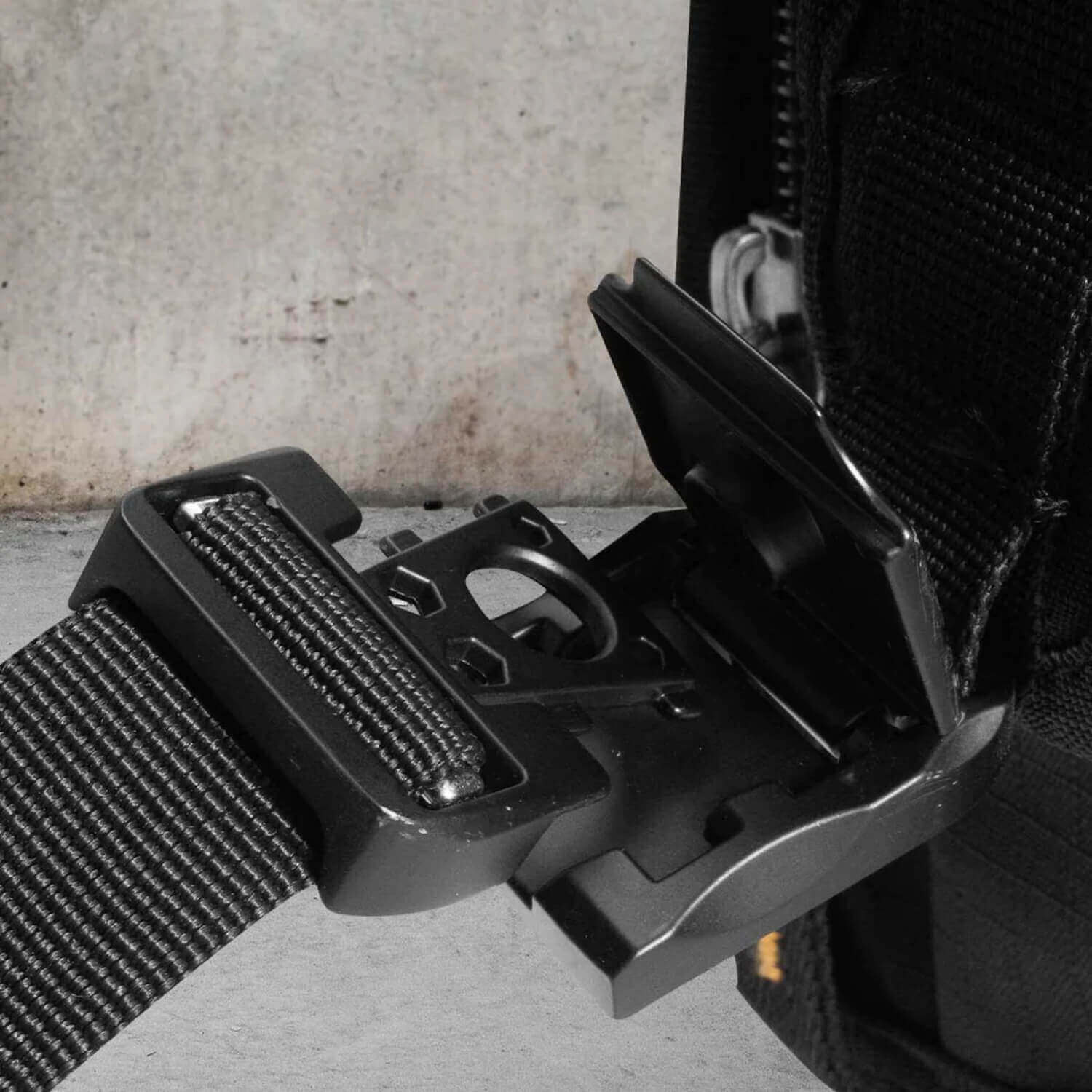 Rugged Xtremes - PODconnect Backpack - Image 10
